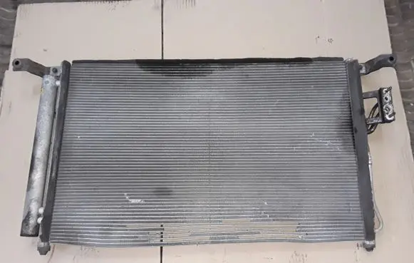 Hyundai Santa Fe A/C cooling radiator (condenser) 976062B100