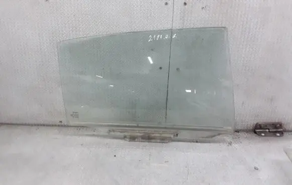 Toyota Corolla E120 E130 Rear door window glass