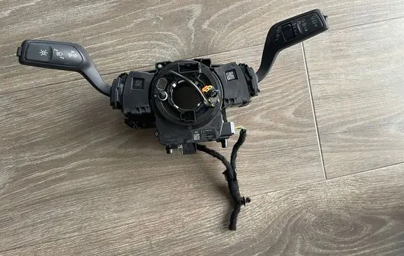 Ford Kuga III Indicator stalk LV4T3F944EE GN1514A664AB