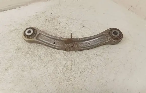 Volkswagen Touareg II Rear control arm 7L0505375A