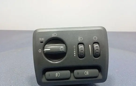 Volvo V70 Light switch 9441233
