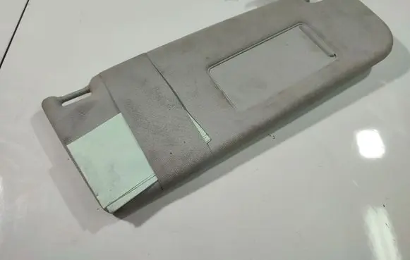 Sun visor