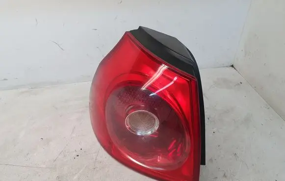Volkswagen Golf V Rear/tail lights 1K6945095N