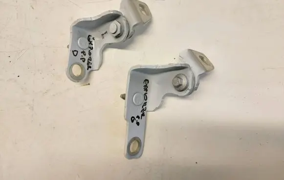 Ford Explorer EV Front door hinge set FOREXPZAW802970
