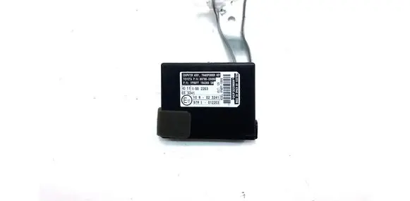 Toyota Avensis T270 Door central lock control unit/module 8978005050