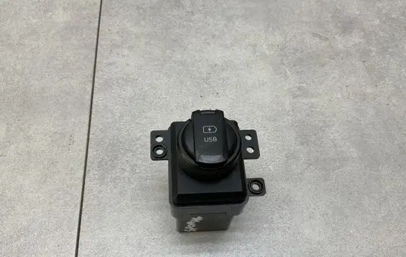 KIA Sportage USB socket connector 96125C5000