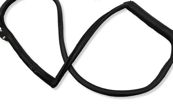 Audi A5 Sportback 8TA Rear door rubber seal (on body) 