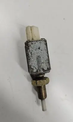 Clutch pedal sensor