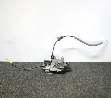 Volvo XC60 Front door lock C73367101 31462456