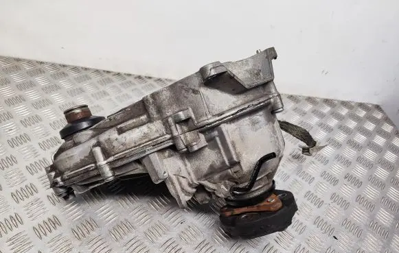 BMW X5 F15 Gearbox transfer box case 8643151