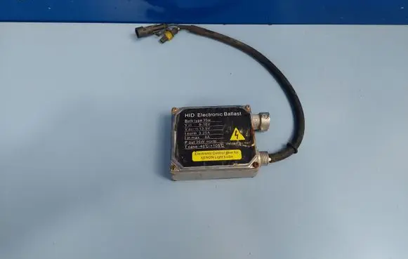 Headlight ballast module Xenon