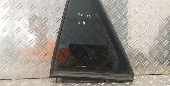 Toyota Avensis T270 Rear vent window glass 43R006723