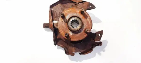 Mazda 323 F Front wheel hub