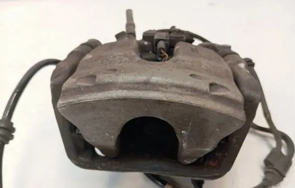 Mercedes-Benz E W213 Rear brake caliper A2135468200