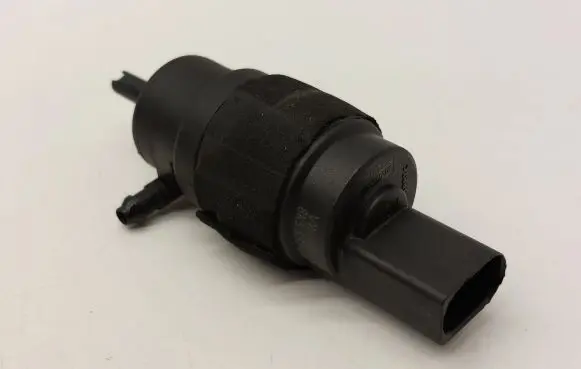 Audi A4 S4 B8 8K Windscreen/windshield washer pump 8K5955647