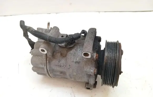 Citroen DS5 Air conditioning (A/C) compressor (pump) 9671451180