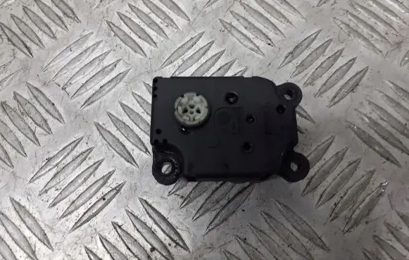 Alfa Romeo 156 Central body control module 52495065
