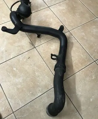 Volkswagen Golf V Intercooler hose/pipe 1K0145770B