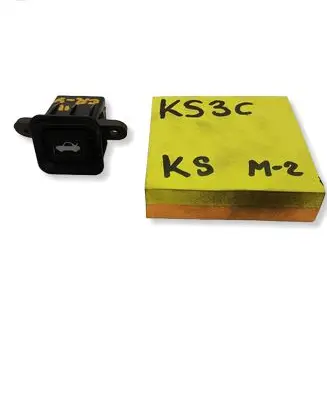 Jeep Grand Cherokee (WK) Glow plug pre-heat relay A6429007801