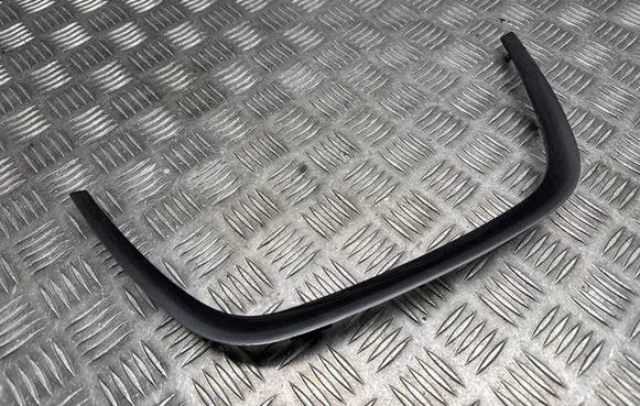 Dashboard trim