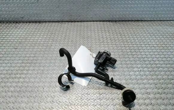 Volkswagen II LT Turbo solenoid valve 1J0906283A
