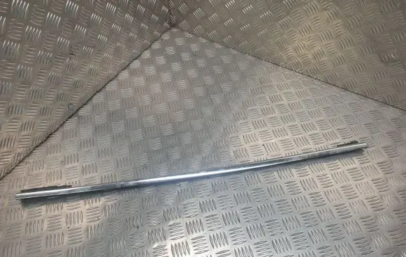 Ford Kuga II Rear door glass trim molding 8V41S25604