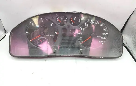 Audi A4 S4 B5 8D Speedometer (instrument cluster) 8D0919034