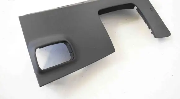 Dashboard lower bottom trim panel