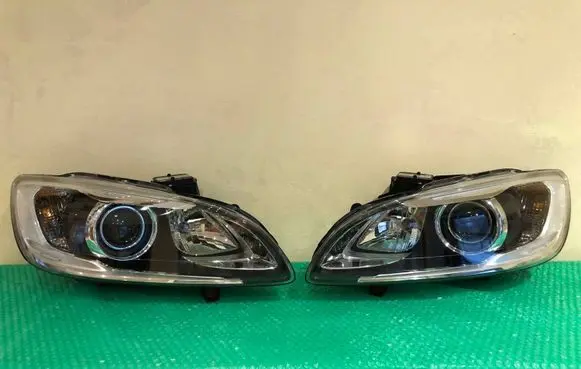 Volvo V60 Headlights/headlamps set 31420261 89908941 31420262