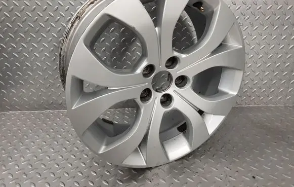Citroen C5 R17 alloy rim 9656877580