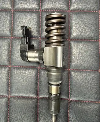 Volkswagen PASSAT B6 Fuel injector 03G130 012026 0735