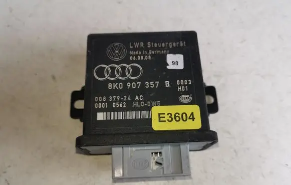 Audi A4 S4 B8 8K Light module LCM 8K0907357B