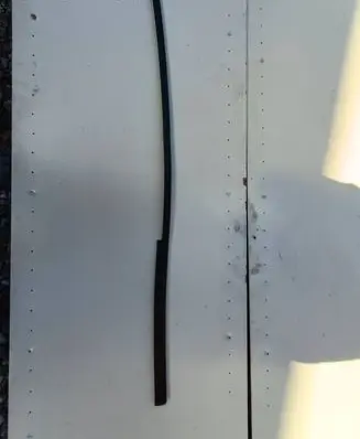 Toyota RAV 4 (XA30) Front door rubber seal 2AD