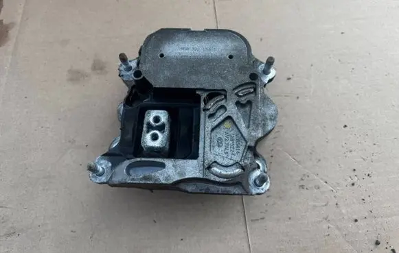 Audi A6 S6 C7 4G Gearbox mount 4G0399153T