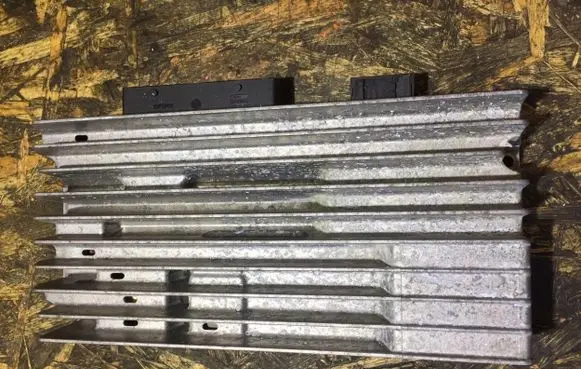 Audi A5 8T 8F Sound amplifier