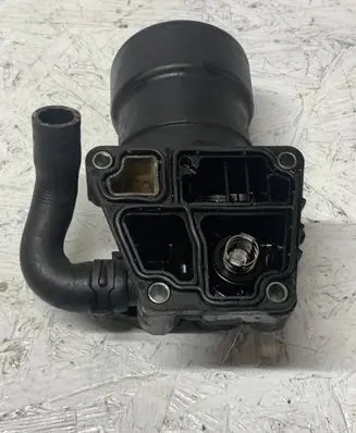 Skoda Octavia Mk2 (1Z) Oil filter mounting bracket 70377814