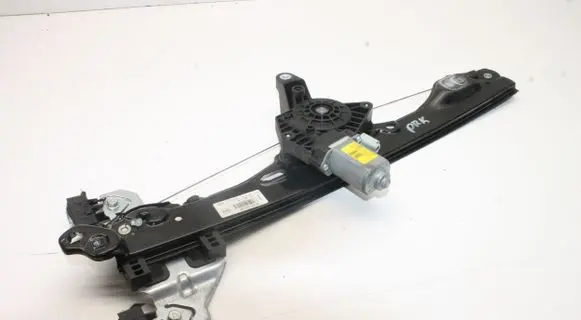 Nissan Pulsar Front door electric window regulator 807013ZL0A