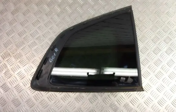 BMW X3 G01 Rear side window 7410064