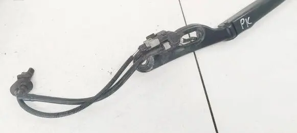 BMW 7 E65 E66 Front wiper blade arm
