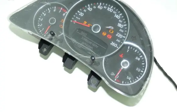 Volkswagen Beetle A5 Speedometer (instrument cluster) 5C5920870