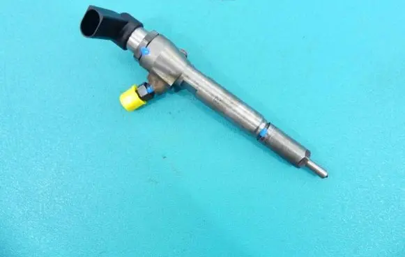 Renault Megane II Fuel injector 8200380253 IMPRK1301108