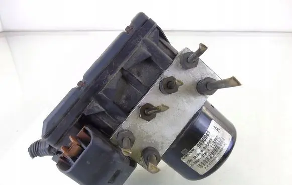 Volvo V70 ABS Pump 9496941