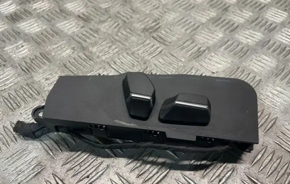 BMW 5 GT F07 Seat control switch 9163257