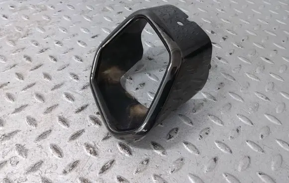 BMW XM Muffler ending 18305A33F31 5A33F31
