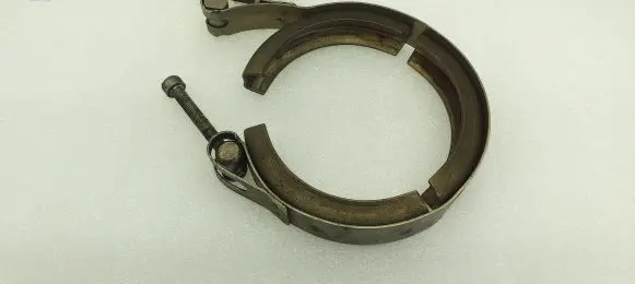 Volvo XC60 Muffler pipe connector clamp 31293467