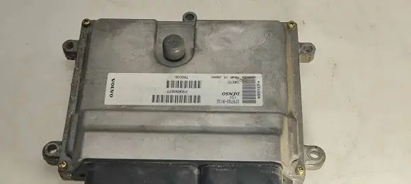 Volvo V50 Engine control unit/module P30650677 T50036 0797009132
