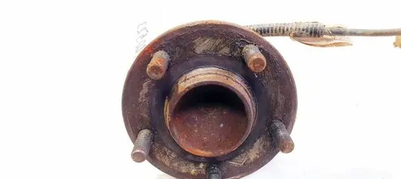 Rear wheel hub