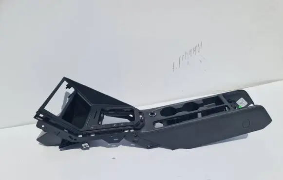 Volkswagen Polo VI Glove box set 