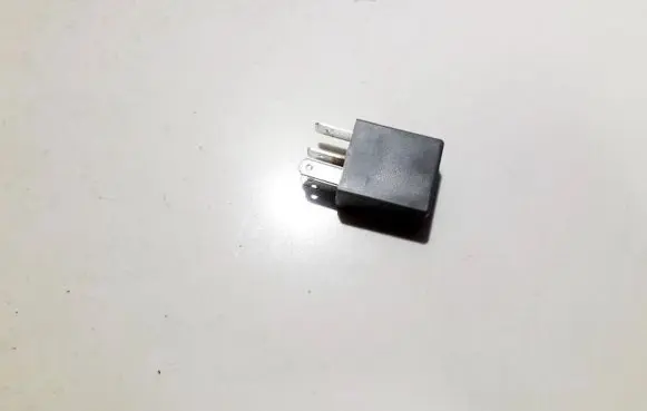 KIA Carnival Other relay 0k55267740