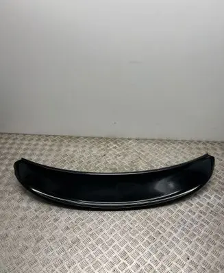Tailgate/trunk spoiler